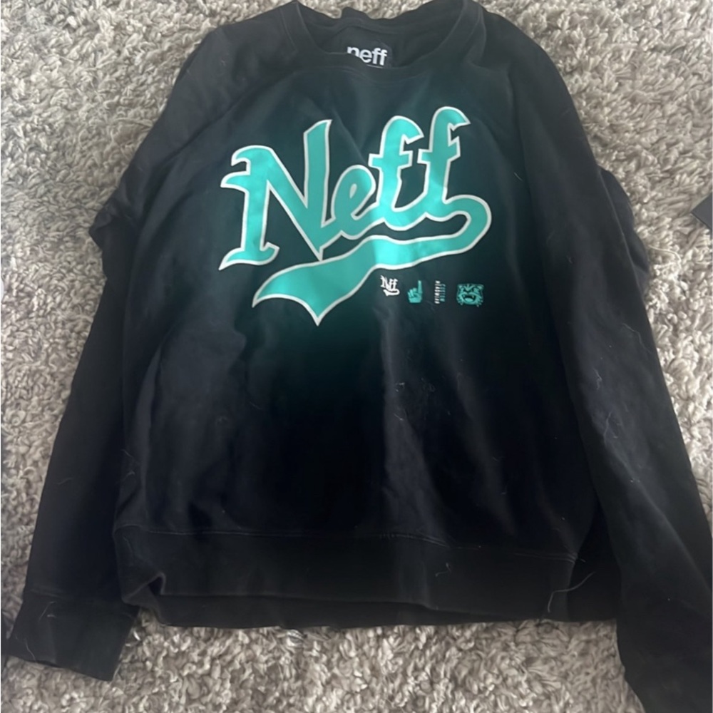 Neff T-shirt, long sleeves, black size small